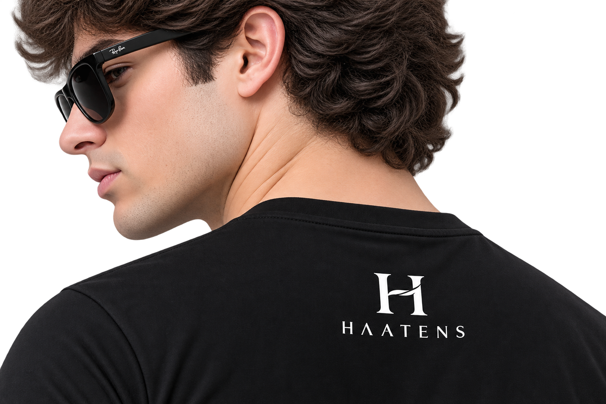 Essential T-Shirt - Black